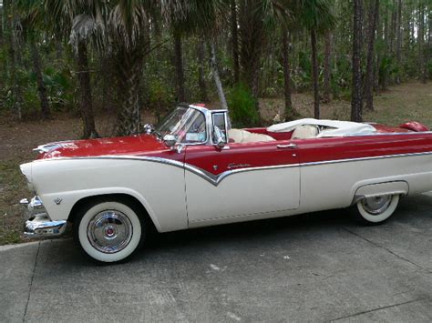 55 Ford fairlane convertible