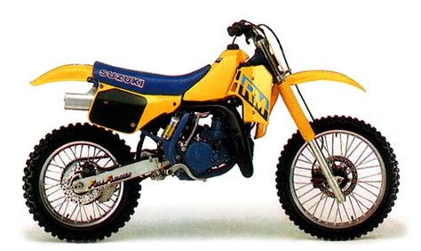 Suzuki Suzuki RM 250 - Moto.ZombDrive.COM