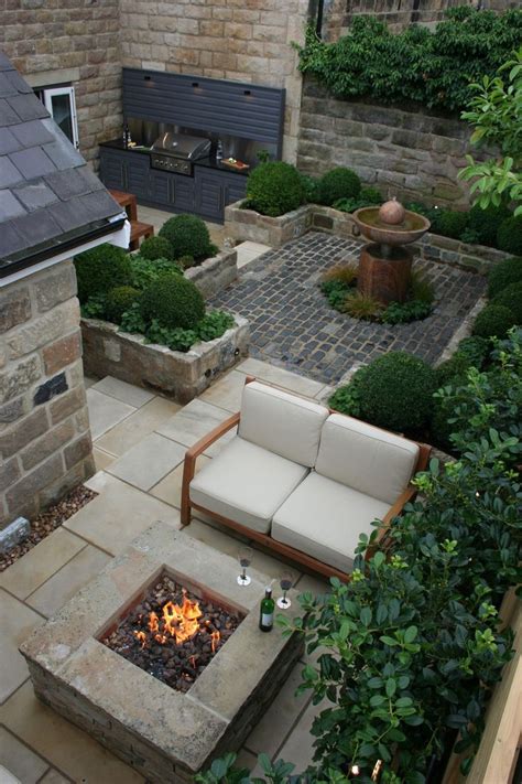 Best 25+ Courtyard gardens ideas on Pinterest | Nice small garden ideas ...