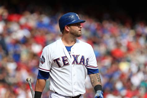 Rangers bring back Mike Napoli in trade with Boston | wfaa.com