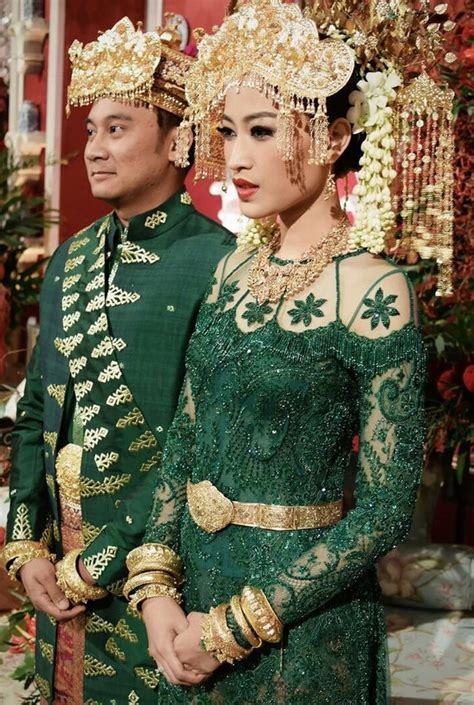 71 Best Traditional Indonesian Wedding Moments - Bridestory Blog