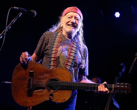 Willie Nelson Quit Smoking: 'I Have Abused My Lungs'