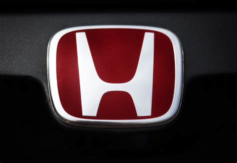 Honda Civic Type-R logo - a photo on Flickriver