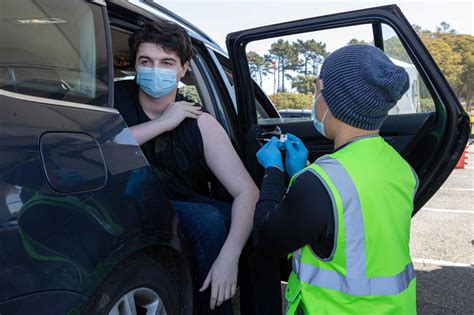 San Francisco will now bring COVID vaccines to people’s homes