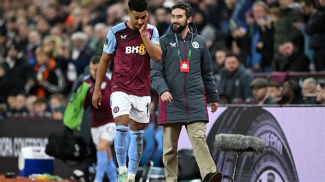 Ollie Watkins goes off injured during Aston Villa win but Unai Emery ...