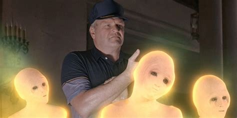 10 Great Sci-Fi Movies Where The Aliens Walk Among Us – Page 4