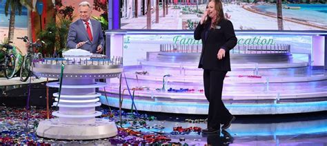 Watch: Victoria Wins $100,000 on Wheel of Fortune - BuzzerBlog BuzzerBlog | Your Game Show News ...