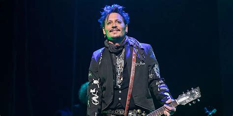 Johnny Depp's Vocals Lead Hollywood Vampires' Cover of Bowie's "Heroes" | New Music ...