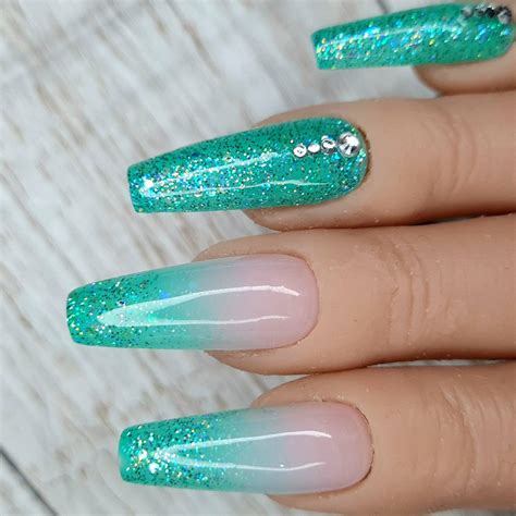 Teal to White Ombre Nails: Get the Perfect Summer Manicure with This ...