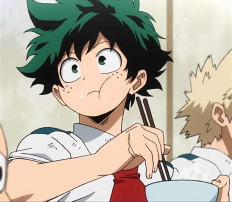 I just took this screencap from S2E2 because LOOK AT DEKU'S ADORABLE ...