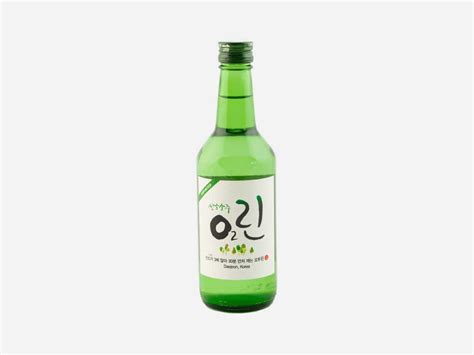 12 Best Soju Brands to Try Right Now | Man of Many