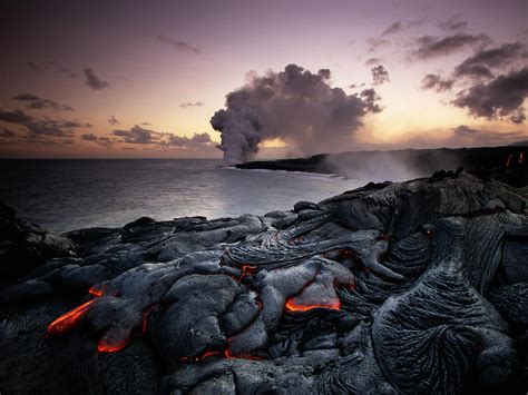 Hawai'i Volcanoes National Park Guide - Sunset.com