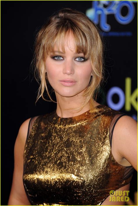 Jennifer Lawrence: 'Hunger Games' Premiere in L.A.!: Photo 2638397 | Hunger Games, Jennifer ...