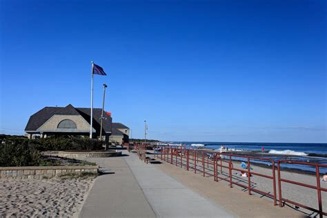 Scarborough State Beach South | Narragansett, RI 02882