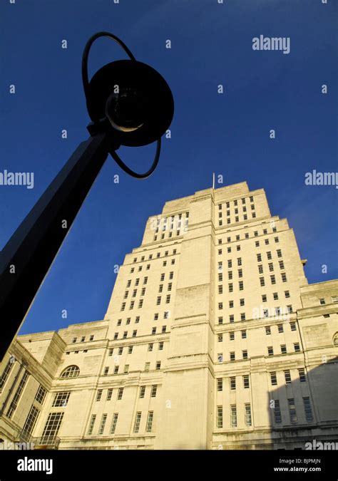 Senate House, Bloomsbury, London, England, UK Stock Photo - Alamy