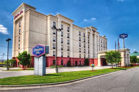 Hampton Inn and Suites Roanoke Rapids Hotel (Roanoke Rapids (NC ...