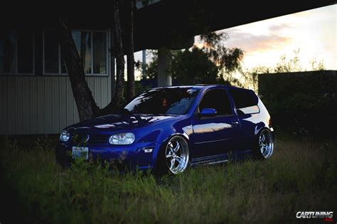 Stanced Volkswagen Golf R32 Mk4 » CarTuning - Best Car Tuning Photos From All The World. Stance ...