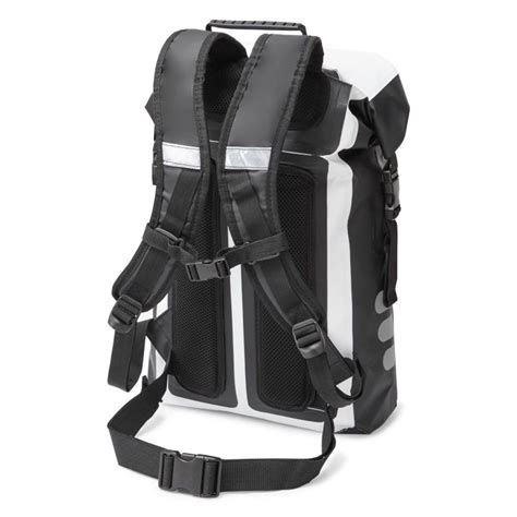 Best Waterproof Cycling Backpacks for Commuters [Top 3 Stylish Rucksacks]