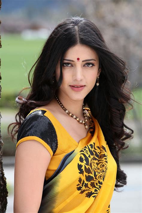 Shruti Hassan Gorgeous Stills In Saree,Shruti Hassan Latest Half Saree ...