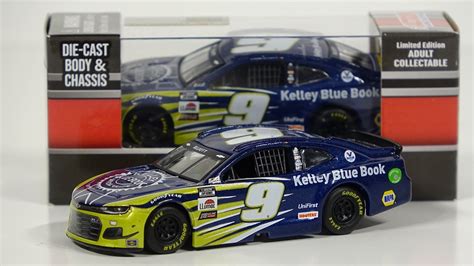 Chase Elliott 2021 Kelley Blue Book 1:64 Nascar Diecast Chassis