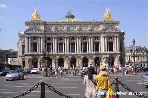 Paris Cultural Experience | WorldWideAdventurers