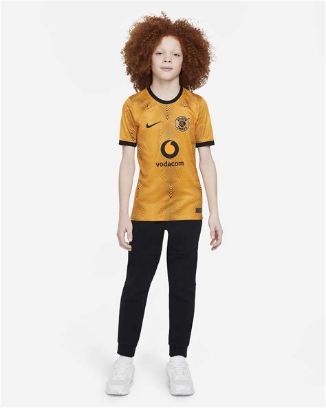 Kaizer Chiefs F.C. 2022/23 Stadium Home Older Kids' Nike Dri-FIT ...