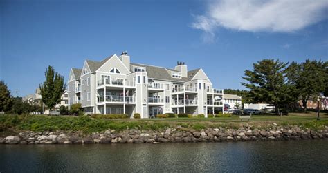 Bayfield on the Lake ® | Condos in Bayfield, WI | The Bayfield Inn