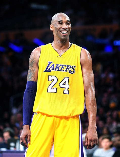 Kobe Bryant ends NBA career in historic fashion