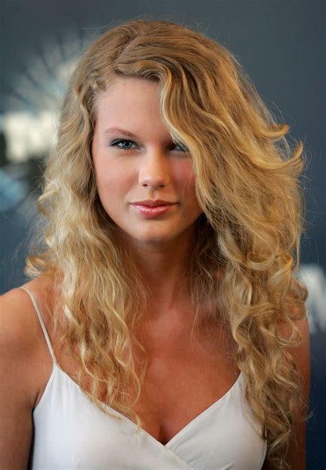 Photos: Taylor Swift Over the Years | Time