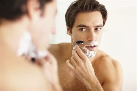 Men's Grooming Guide: 12 Grooming Tips for Men