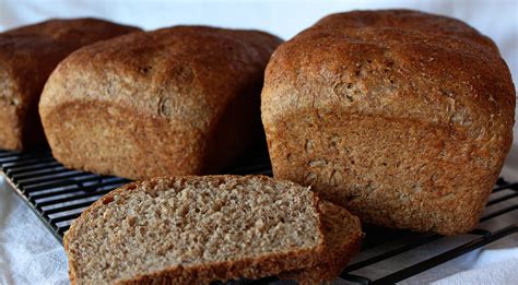 LDS Family Food: Homemade Whole Wheat Bread