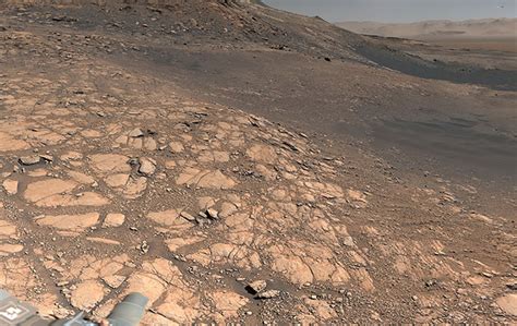 NASA Curiosity Rover Snaps 1.8-Billion Pixel Panorama of Mars - TechEBlog