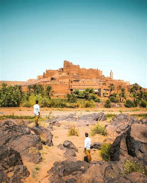 Publication de Au coeur du Maroc Kasbah de Tifoultoute | Monument valley, Morocco, Natural landmarks