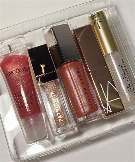 Sephora Favorites Lip Gloss Set : r/makeupflatlays