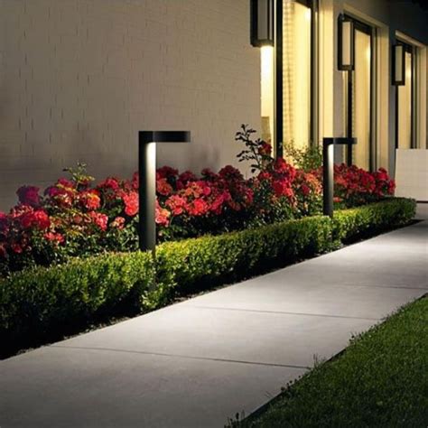 40+Stunning Landscape Pathway Lighting Design Ideas | Landscape lighting, Outdoor lighting ...