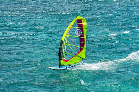 Types of windsurfing boards - Hiwindsaruba.com