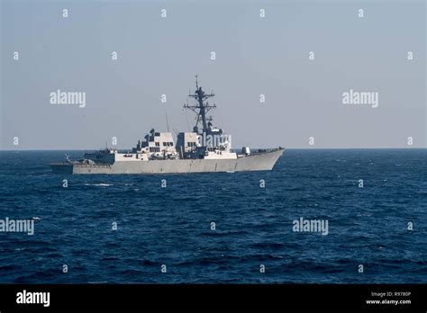 Spruance class destroyer hi-res stock photography and images - Alamy