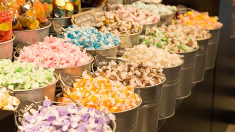 This Is How Many Flavors Of Salt Water Taffy Exist