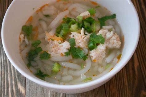 Vietnamese Banh Canh Tom Cua - EASY Shrimp and Crab Noodle Recipe