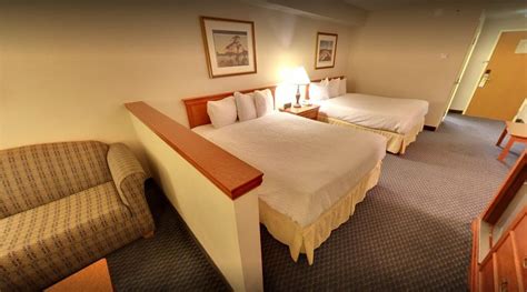 Days Inn & Suites - Niagara Falls, Centre St., By the Falls | Niagara ...