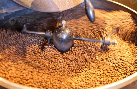 Green Coffee Beans Roasting 10245394 Stock Photo at Vecteezy