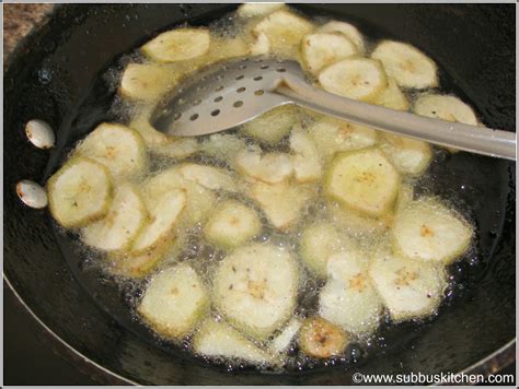 Vazhaikaai Chips(Raw Banana Chips) - Subbus Kitchen