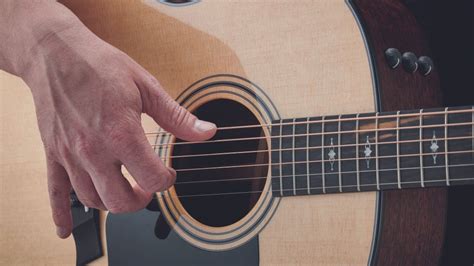 Ditch your pick and start fingerstyle today with three guitar chords ...