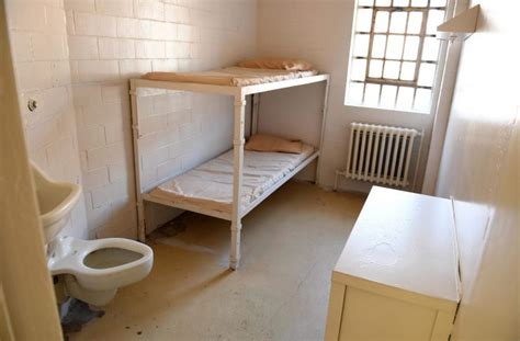 Camp Hill ready for 1,000 new inmates, officials say - Central Penn Business Journal