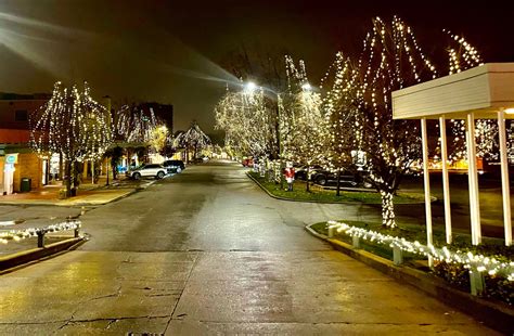 2021 Tulsa Area Christmas Events, Attractions and Light Displays – The Ultimate Guide - Family ...