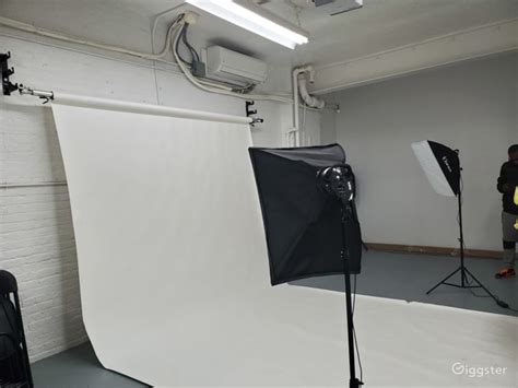 Photography Studio Set | Rent this location on Giggster