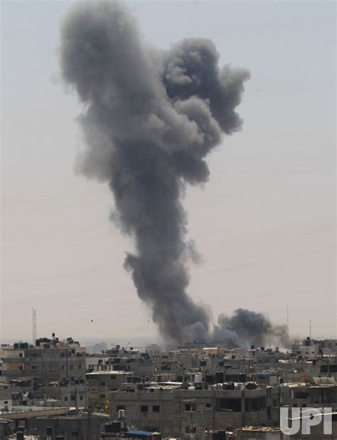 Photo: Israeli Air Strikes in Gaza - GAZ2018071406 - UPI.com