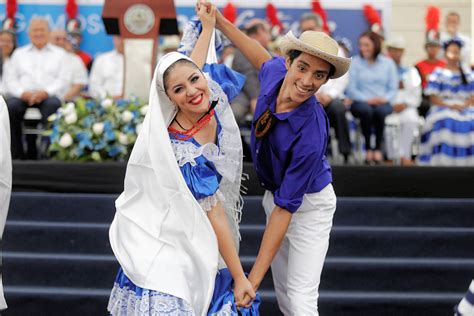 CULTURA DE EL SALVADOR » Costumbres y tradiciones