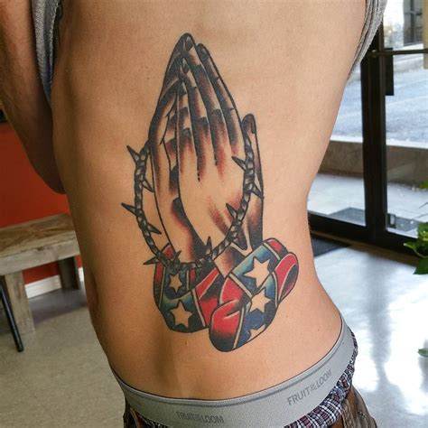 65+ Images OF Praying Hands Tattoos - Way to God