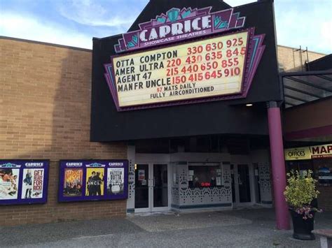 Hollywood 3 Theatres in White Rock, CA - Cinema Treasures